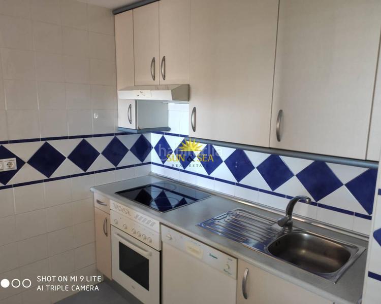 Foto 6a1f2c89-d66d-4726-abcc-618098347a99. Lloguer apartament amb calefacció aparcament piscina a Benidorm