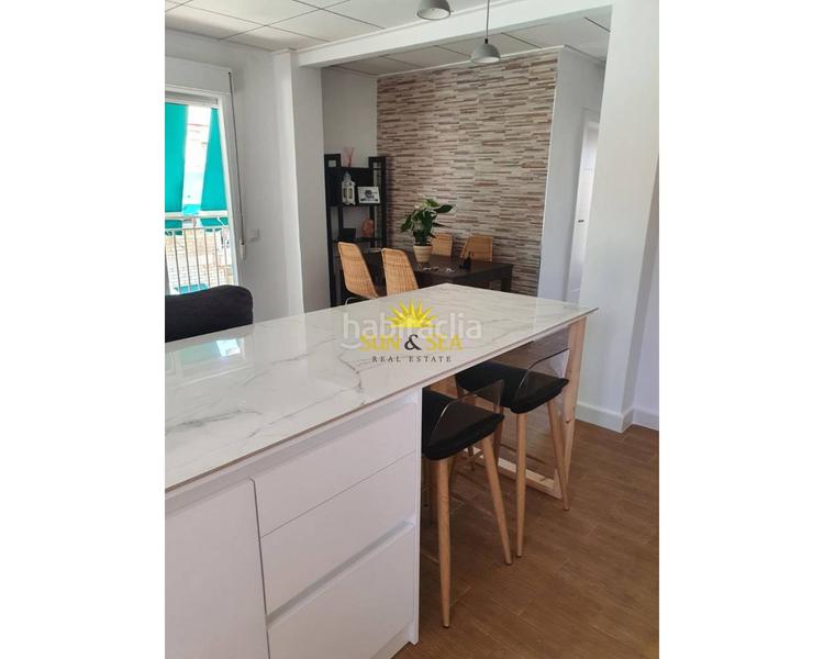 Foto e860d5ce-fcd8-4ded-82a7-178a37ad0583. Alquiler apartamento disponible desde septiembre hasta juniosi buscas unampnbspapartamento amplio y bien ubicadoampnbsp para disfrutar de en Santa Pola