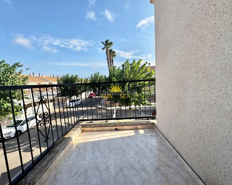 Foto a3540b1e-5e8d-4b0a-9f19-804739e92c7a. Location maison jumelée avec chauffage parking dans Alcázares (Los)