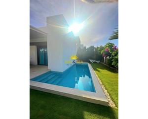 Location Chalet à Lomas de Cabo Roig - Los Dolses. Iexcldisponible desde septiembre para todo el antildeo!esteampnb