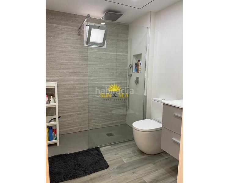 Foto 043d9afd-d923-4b4f-8861-650988563fb0. Alquiler apartamento iexcldisponible desde mayo para todo el antildeo!te presentamos esteampnbspacogedor apartamento en elche alicante, una excelente o en Elche / Elx