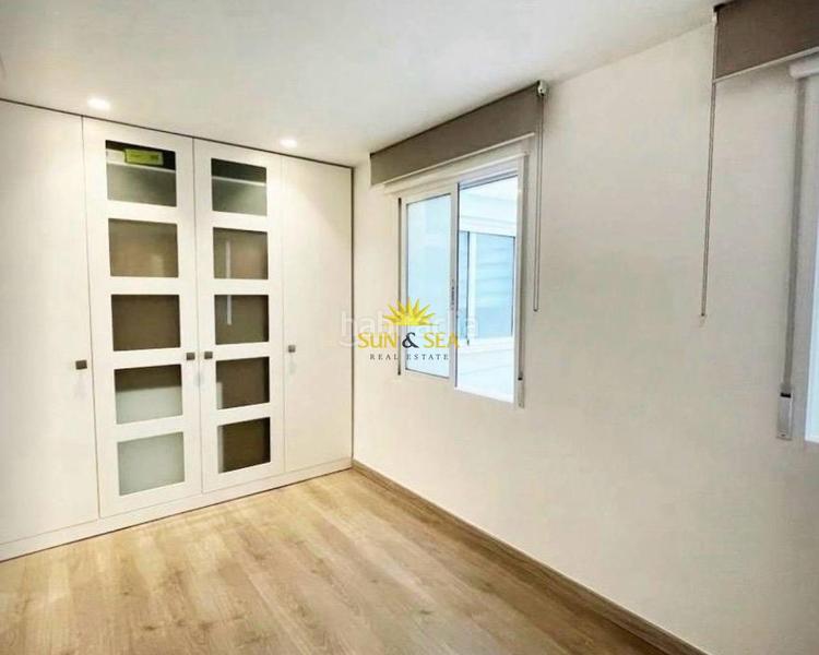 Foto 7cee2a9c-0b1e-4bea-911e-afe64ac0cc80. Alquiler apartamento iexcldisponible desde mayo para todo el antildeo!te presentamos esteampnbspacogedor apartamento en elche alicante, una excelente o en Elche / Elx