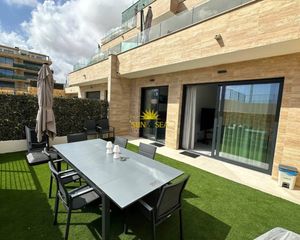 Location Rez-de-chaussée à Balcón de Finestrat-Terra Marina. Iexclalquiler desde ya para todo el antildeo!descubre este exclu