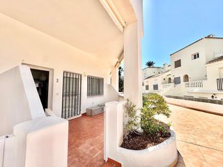Affitto Piccolo appartamento in Playa de las Gaviotas - El Pedrucho. Iexclalquiler disponible desde septiembre para todo el antildeo!