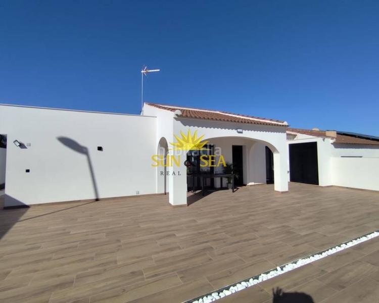 Foto b0fdb8ca-209b-4168-80fd-e860a23c8a63. Chalet with heating parking pool in Cabo Roig Orihuela