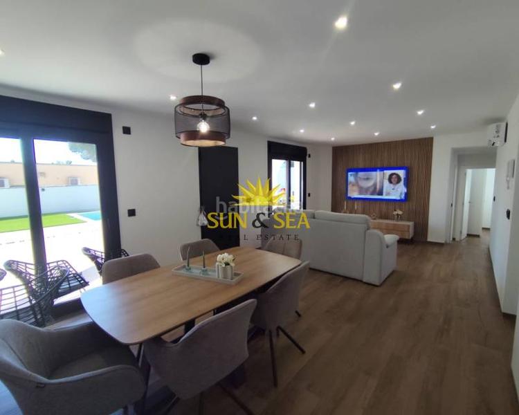 Foto e5280079-1f6d-4b67-9cd8-c5416f085b34. Chalet with heating parking pool in Cabo Roig Orihuela