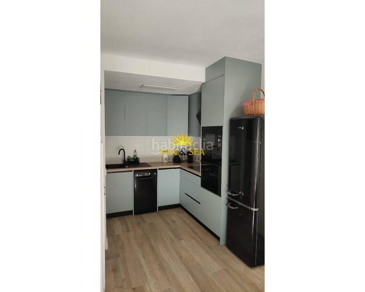 Foto 6711e9a3-2950-481c-85d6-606a8f682c43. Alquiler dúplex iexcldisponible desde septiembre hasta junio!te presentamos este fantaacutesticoampnbspduacuteplex en planta baja, ubicado en la c en Santa Pola