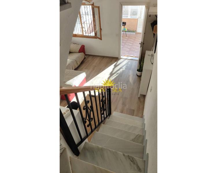 Foto 21d5619f-8ab3-45d4-a9f0-6e2bdfa07fed. Miete zweistöckige wohnung mit parking pool in Calas Santiago Bernabeu Santa Pola