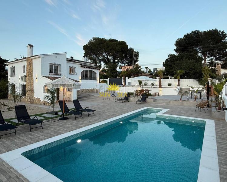 Foto 6af8064b-8190-4671-aeaf-17fcc00b2ef5. Location chalet avec chauffage parking piscine dans Calp