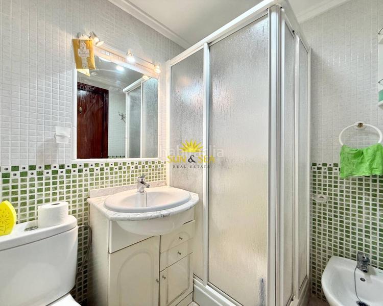 Foto 0f311a21-fb6c-4b37-b68b-a0baecce4ffc. Apartament amb calefacció piscina a Playa de los Náufragos Torrevieja