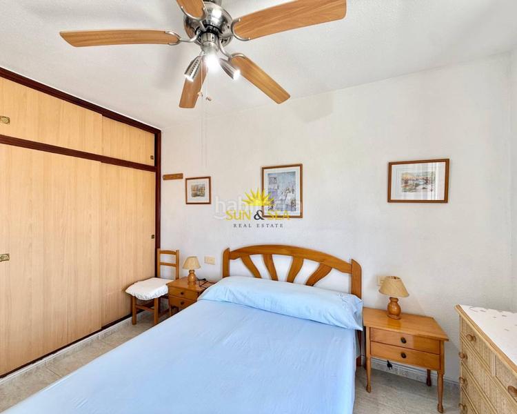 Foto 42dd95c7-194f-4245-bee5-fc78f21e2b62. Apartament amb calefacció piscina a Playa de los Náufragos Torrevieja