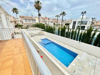 Rent Apartment in Zona los Frutales. Iexcldisponible desde octubre hasta junio!se ofrece en alquiler