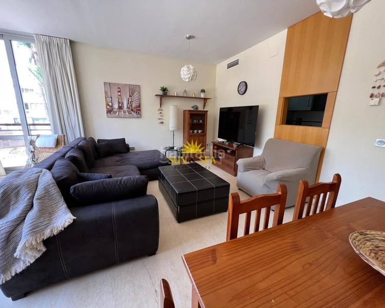 Foto 8eefdd3d-2700-4987-8cac-dfef52fc6e96. Rent apartment with heating parking pool in Playa Levante Benidorm