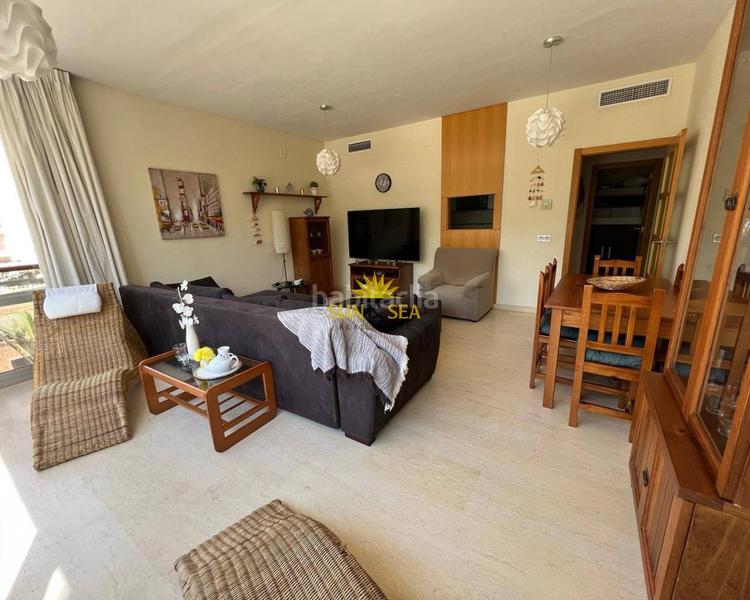 Foto 951ecefe-e7d6-4a37-bbdc-9d65ecb76e98. Rent apartment with heating parking pool in Playa Levante Benidorm