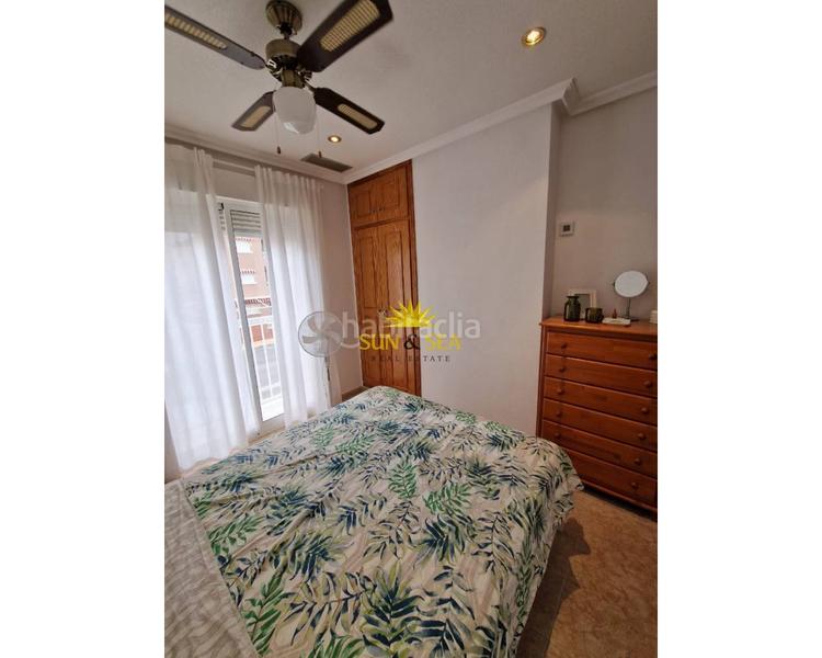 Foto c475d9bb-2ee1-41ad-949d-ef6e9ba54229. Alquiler casa ltpgtltstronggtiexcldisponible desde septiembre hasta junio!ltstronggtltpgtltpgteste encantador bungalow adosado de dos plantas se en Santa Pola