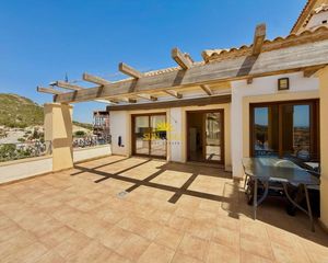 Rent Penthouse in Los Secanos. Iexcldisponible desde ya para todo el antildeo!te presentamos es