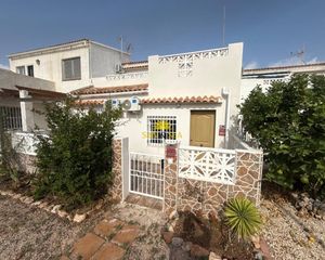 Xalet a Zona Carrefour - Urbanizaciones. Iexclen venta chalet en torrevieja!te presentamos este encantado