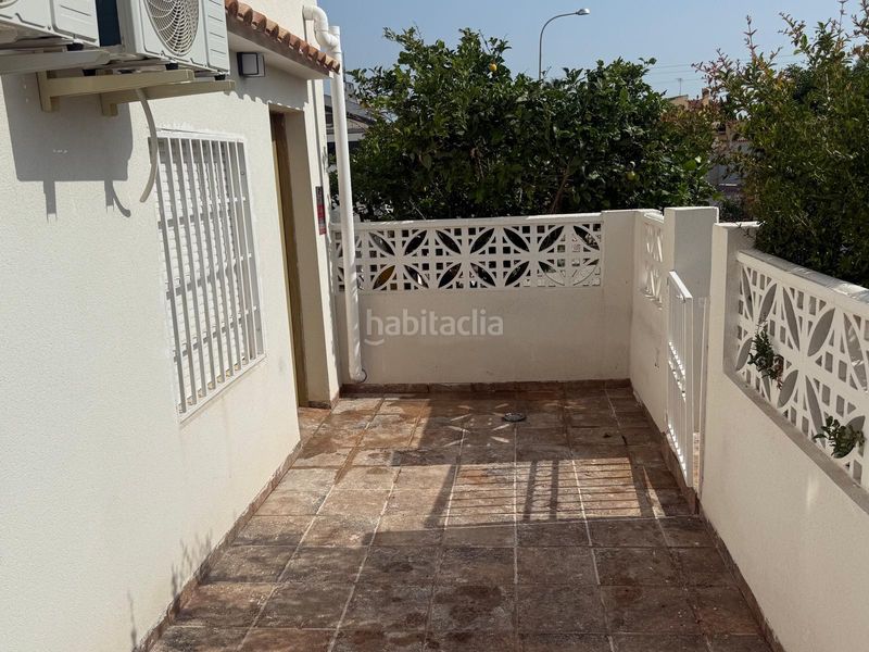 Foto aa2d0a54-3042-4035-acfe-98d00d0a73dc. Chalet mit heizung in Zona Carrefour - Urbanizaciones Torrevieja