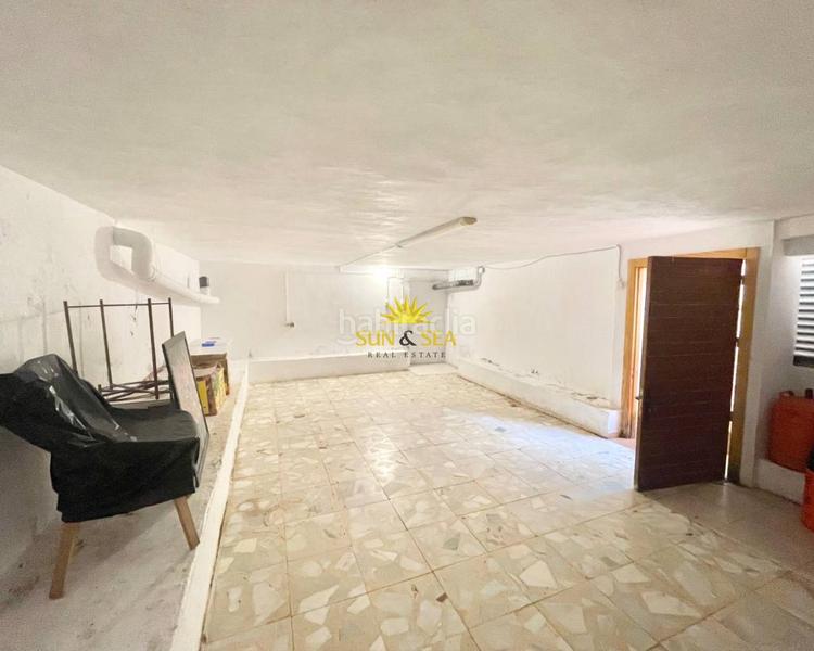 Foto 265a0791-ab85-4480-90c0-395edf29f025. Alquiler chalet iexcldisponible desde ya para todo el antildeo!presentamos este magniacutefico chalet adosado en alquiler ubicado en una de las zo en Torrevieja