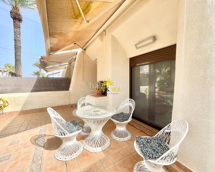 Foto 38aa8fc7-7a34-489c-afa4-1354f90f7b8a. Alquiler chalet iexcldisponible desde ya para todo el antildeo!presentamos este magniacutefico chalet adosado en alquiler ubicado en una de las zo en Torrevieja