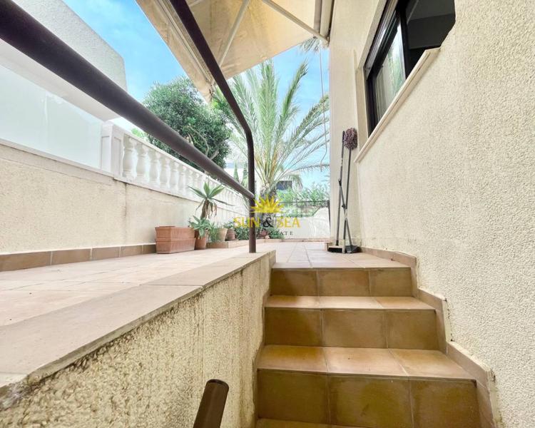 Foto 5b734bcd-2c6f-46aa-aa80-daf678167f84. Alquiler chalet iexcldisponible desde ya para todo el antildeo!presentamos este magniacutefico chalet adosado en alquiler ubicado en una de las zo en Torrevieja