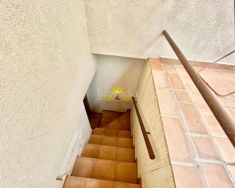 Foto 657183e6-71ed-446d-bf62-cd7c3b44f8ed. Alquiler chalet iexcldisponible desde ya para todo el antildeo!presentamos este magniacutefico chalet adosado en alquiler ubicado en una de las zo en Torrevieja