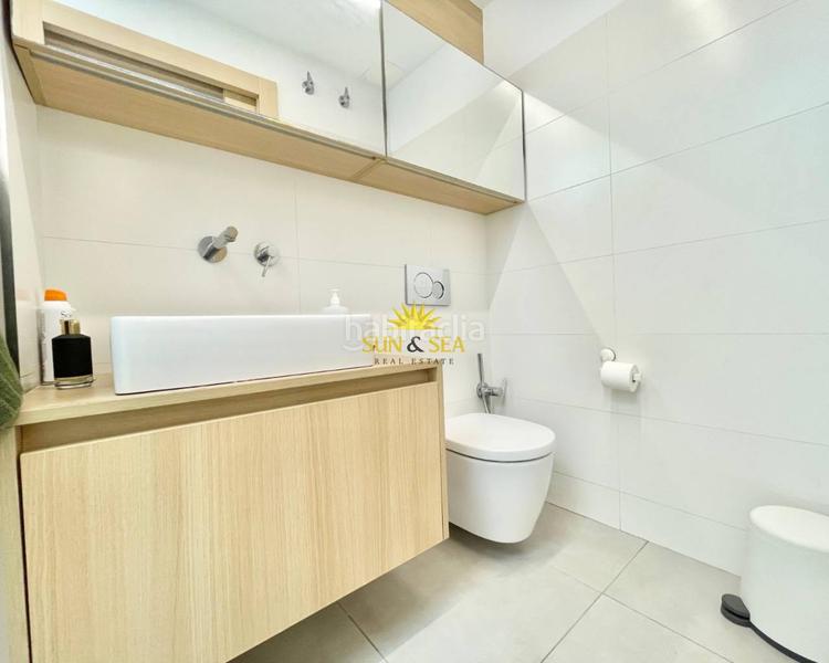 Foto 79cb343e-96bb-4956-882c-39a9548d3b2a. Alquiler chalet iexcldisponible desde ya para todo el antildeo!presentamos este magniacutefico chalet adosado en alquiler ubicado en una de las zo en Torrevieja