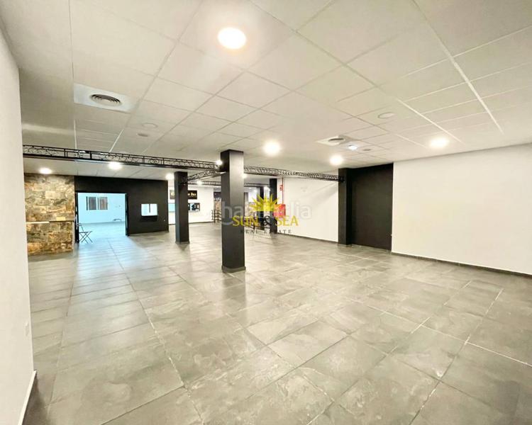 Foto dc1b4ed3-ad0d-4153-b33b-1128ac8a40b3. Location local commercial dans Las Piscinas Naturales Torrevieja