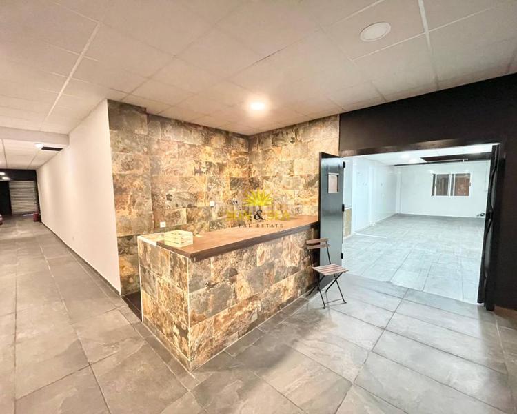 Foto d4883c76-1630-4618-b756-91ee9435d399. Rent business premise in Las Piscinas Naturales Torrevieja