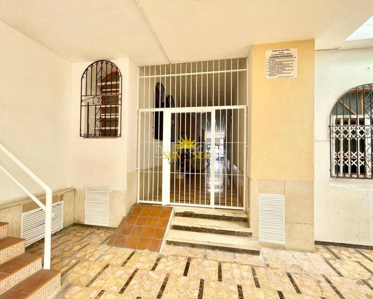 Foto 87a26423-d8f3-413a-bd20-037cdc65a072. Lloguer local comercial a Avenida Habaneras - Curva de Palangre Torrevieja