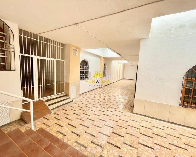 Foto 8b3c50c2-2bae-4cc9-b4da-9199dcc13495. Lloguer local comercial a Avenida Habaneras - Curva de Palangre Torrevieja