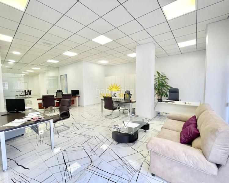 Foto d20e7b3d-6e51-429e-bf48-491d3e5359f2. Lloguer local comercial a Avenida Habaneras - Curva de Palangre Torrevieja