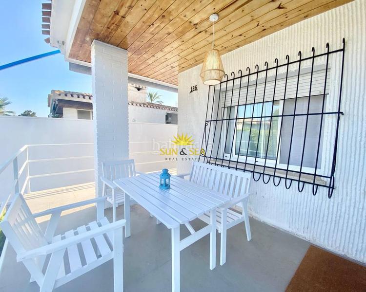 Foto 18b9e391-5984-430e-b0a4-1914cb7adb78. Alquiler chalet iexcldisponible desde septiembre para todo el antildeo!descubre este encantador chalet en planta baja, ubicado en una de las zonas en Orihuela