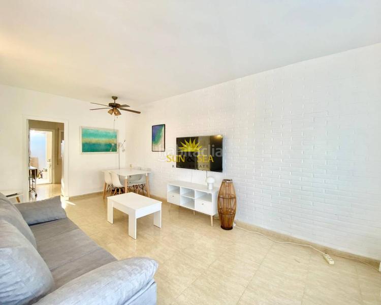 Foto 863da840-d587-4a98-9de7-03492ef2ff01. Alquiler chalet iexcldisponible desde septiembre para todo el antildeo!descubre este encantador chalet en planta baja, ubicado en una de las zonas en Orihuela