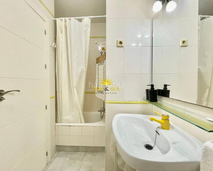 Foto b78fefe7-b75b-4c87-807c-99c07f5ba215. Alquiler apartamento iexcldisponible desde noviembre para todo el antildeo!te presentamos este fantaacutestico apartamento en planta baja, ubicado en u en Alcázares (Los)