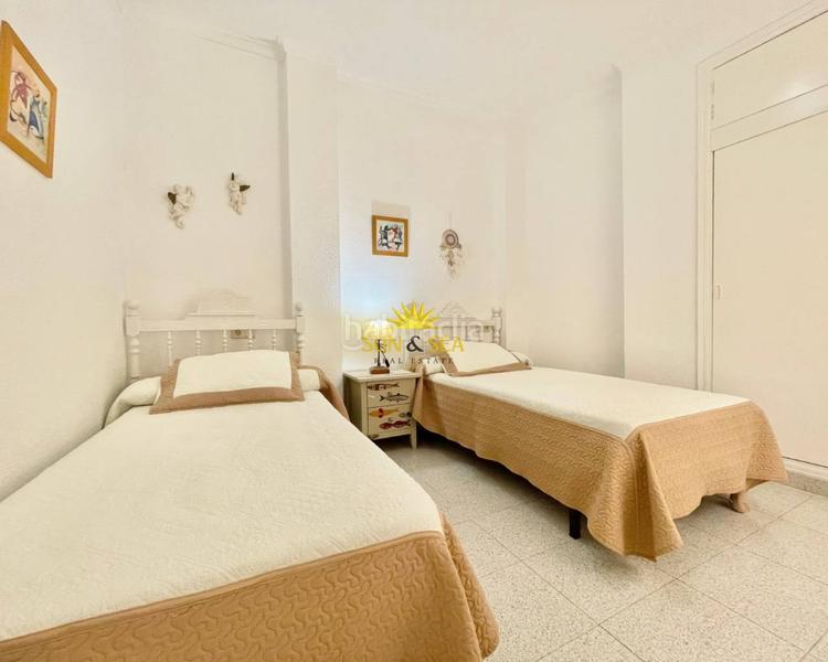 Foto ed2a96bb-4448-42f0-865e-e18e65c70b2b. Alquiler apartamento iexcldisponible desde noviembre para todo el antildeo!te presentamos este fantaacutestico apartamento en planta baja, ubicado en u en Alcázares (Los)