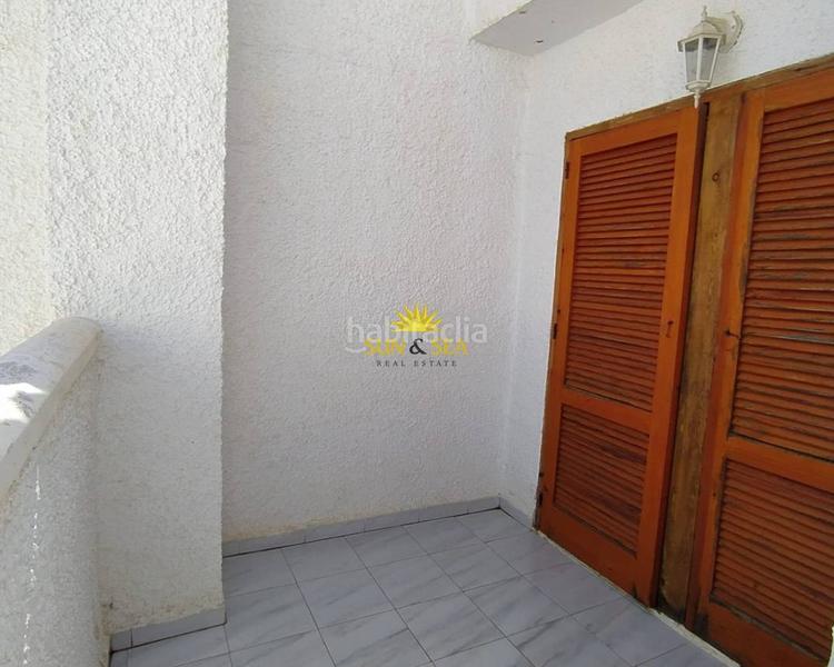 Foto 4acd6eb7-fb35-4001-bd67-96169d013cd0. Alquiler casa iexcldisponible desde el 1 de julio para todo el antildeo!te presentamos esta fantaacutestica oportunidad de adquirir un bungalow en Torrevieja