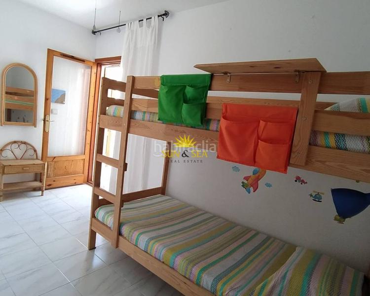 Foto 705152d1-c3c3-4e8c-81c2-bceebea56a50. Alquiler casa iexcldisponible desde el 1 de julio para todo el antildeo!te presentamos esta fantaacutestica oportunidad de adquirir un bungalow en Torrevieja