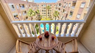 Apartament a Zona Carrefour - Urbanizaciones