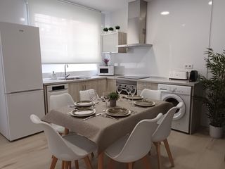 Location Rez-de-chaussée à Playa Levante. Iexcldisponible desde septiembre hasta mayo!te presentamos este