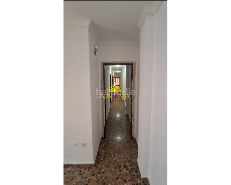 Foto 9e67a8f4-7770-4661-a0e1-fb2108bb976b. Affitto piccolo appartamento con parcheggio in Mercado Alicante