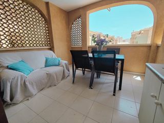 Affitto Piccolo appartamento in Zona Carrefour - Urbanizaciones. Iexcldisponible desde septiembre hasta junio!apartamento disponi