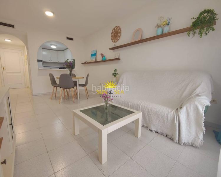 Foto 79951cee-3785-48b5-a31f-b484a837976a. Lloguer apartament amb calefacció aparcament piscina a Torrevieja
