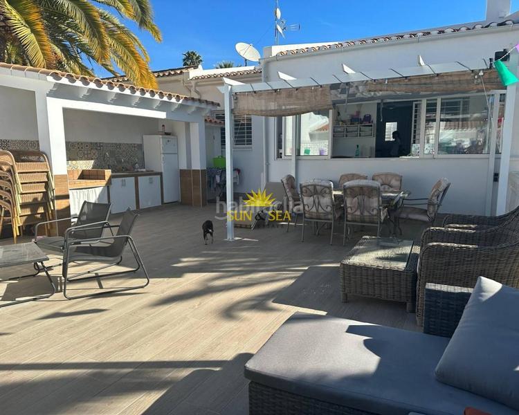 Foto 2f185112-3ab6-4298-8ea1-01669b079c59. Alquiler chalet iexcldisponible desde septiembre hasta junio!te presentamos este precioso chalet en una de las zonas maacutes tranquilas y agradab en Nucia (la)
