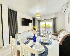 Rent Apartment en Mil Palmeras. Iexcldisponible desde septiembre para todo el antildeo!te presen