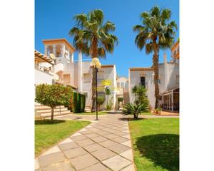 Location Chalet à Playa Flamenca. Iexclalquiler desde octubre para todo el antildeo!le presentamos