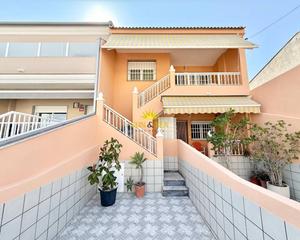 Lloguer Casa adossada a Los Cuarteros. Iexcldisponible desde el 1 de septiembre para todo el antildeo!t