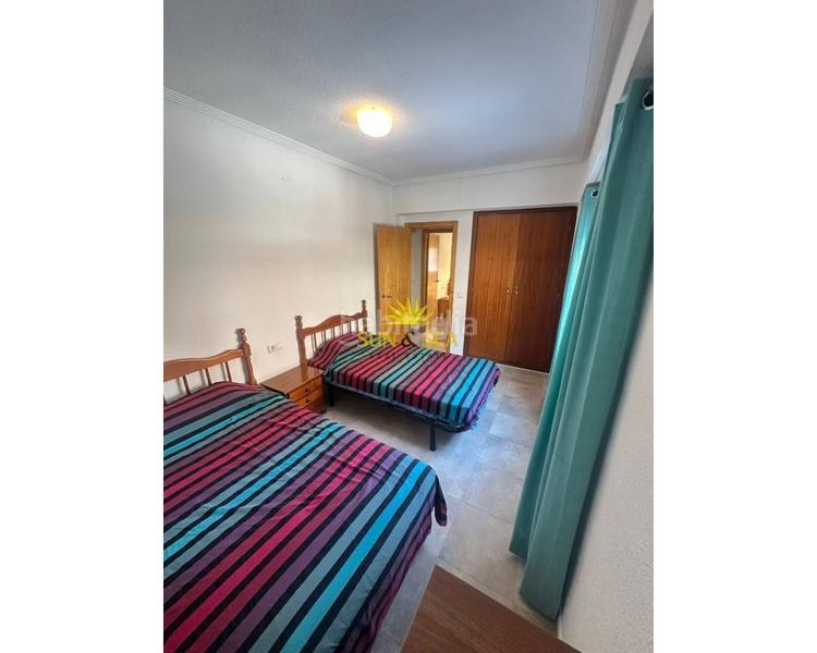Foto 155f142e-2e11-43ef-9686-228c4c2860f7. Lloguer apartament amb calefacció aparcament a Las Piscinas Naturales Torrevieja