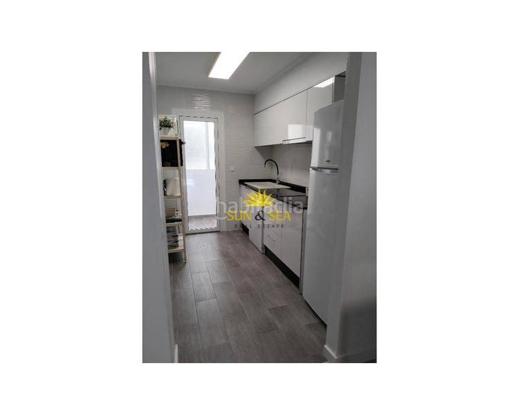 Foto aa9d8594-6dcb-43a0-bae0-b307e96c9470. Location appartement avec chauffage parking dans Calas Santiago Bernabeu Santa Pola