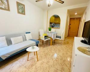 Lloguer Apartament a Avenida Habaneras - Curva de Palangre. Iexclalquiler desde octubre para todo el antildeo en torrevieja!